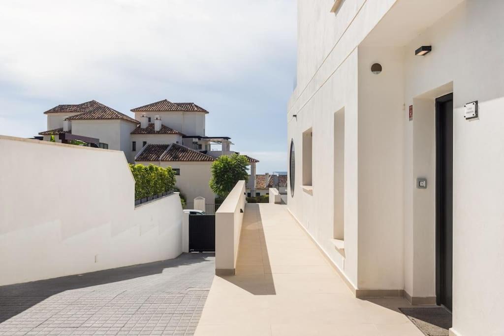 Villa In פינסטראט מראה חיצוני תמונה