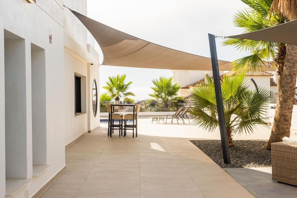 Villa In פינסטראט מראה חיצוני תמונה